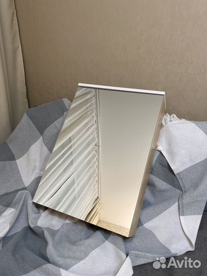 Шкафчик для ванной подвесной с зеркалом