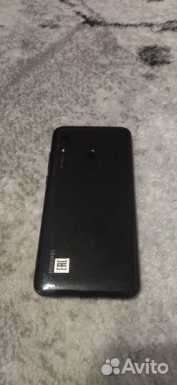 HUAWEI P Smart, 3/32 ГБ