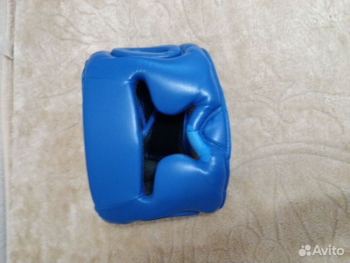 Боксерский шлем