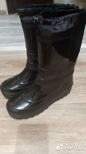 Резиновые сапоги