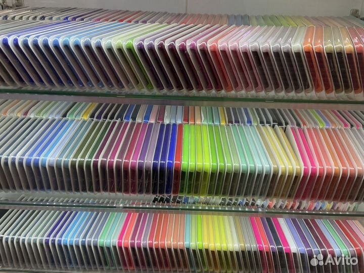 Чехлы на iPhone 13 Pro Max