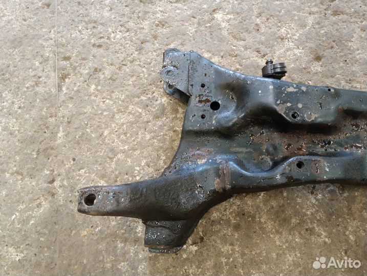 Балка подмоторная Mitsubishi Lancer 9 2000-2010 (б