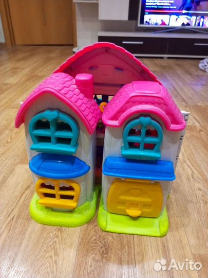 Домик игрушечный интерактивный