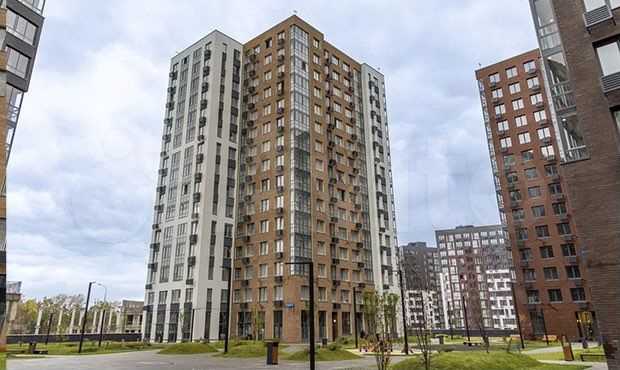 3-к. квартира, 70 м², 2/15 эт.
