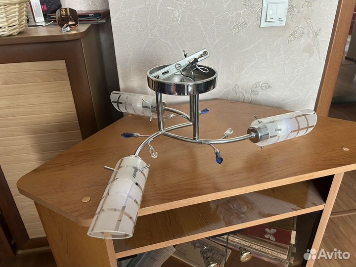 Светильник потолочный