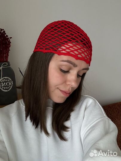 Трендовая шапочка кроше ручной работы