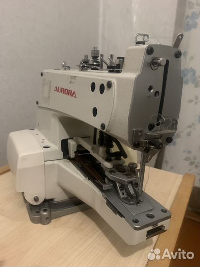 Пуговичная машина A-373 aurora