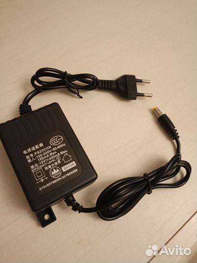 Адаптер питания Shure PS24E