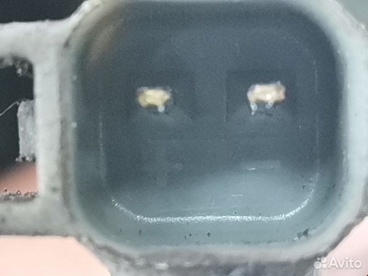 Датчик ABS Chrysler Pacifica 2004 05166544AC