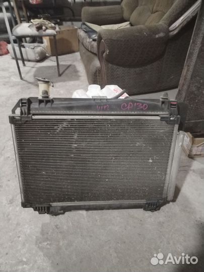 Радиатор охлаждения Тойота платз
