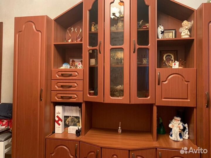 Стенка в гостиную