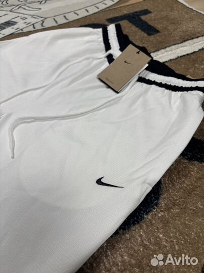 Шорты спортивные Nike Dri-Fit DNA Оригинал Белые