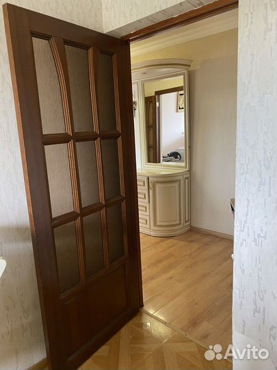 Двери межкомнатные с коробкой деревянные