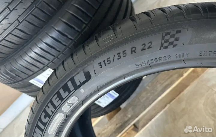 Michelin Pilot Sport 4 315/35 R22 111Y