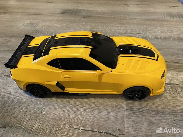 Трансформер бамблби