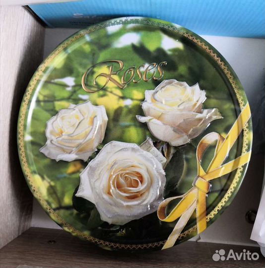 Жестяные банки от печенья