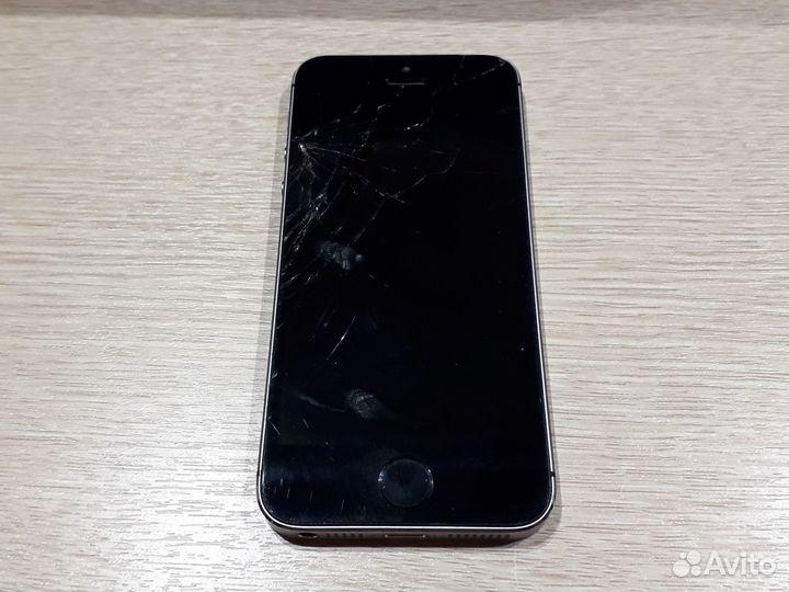 iPhone 5S, 16 ГБ