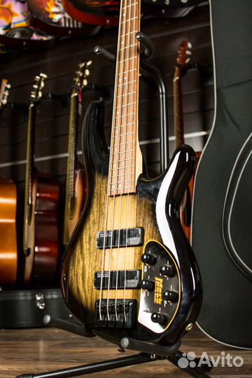 Бас гитара Cort + Аксессуары