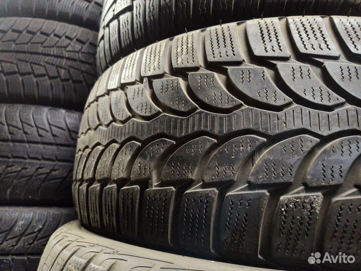Bridgestone Blizzak LM-32 235/55 R17