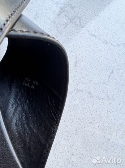 Сандали Vince