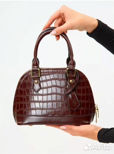 Сумка женская через плечо боулер