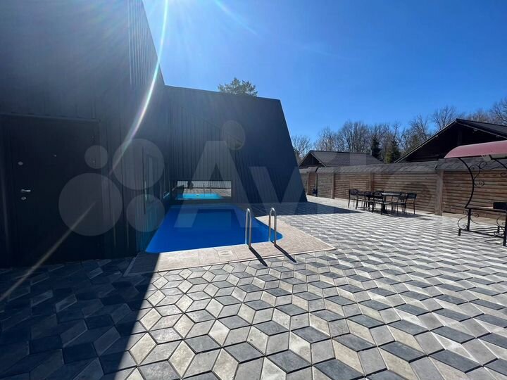 Дом 95 м² на участке 5 сот.