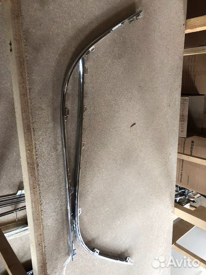 Молдинги заднего бампера седан Passat B6