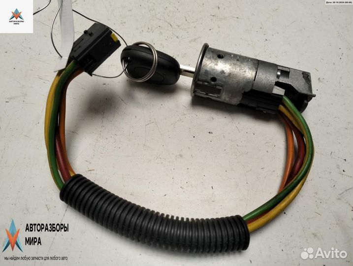 Замок зажигания Renault Scenic рест. 2001