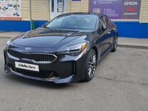 Kia Stinger 2.0 AT, 2019, битый, 28 609 км, с пробегом, цена 2 600 000 руб.