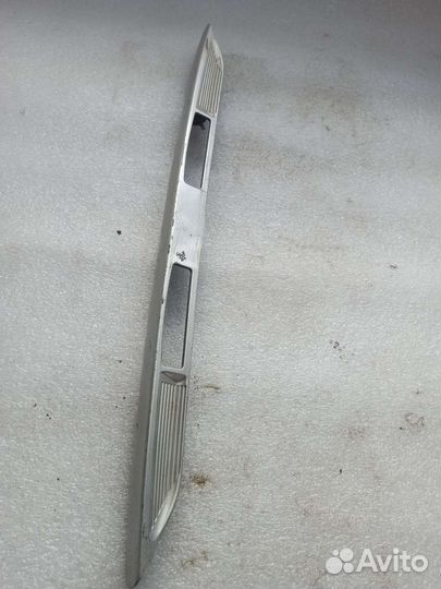 Накладка на крышку багажника Lexus es300