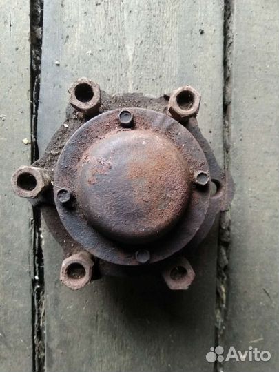 Ступица к телеге