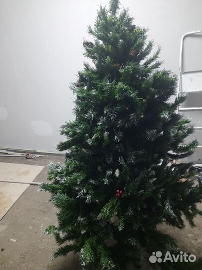 Ель искуственная 180