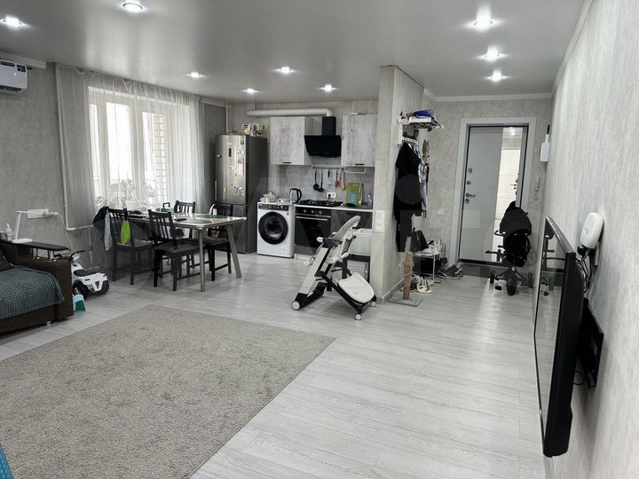 3-к. квартира, 70 м², 3/10 эт.