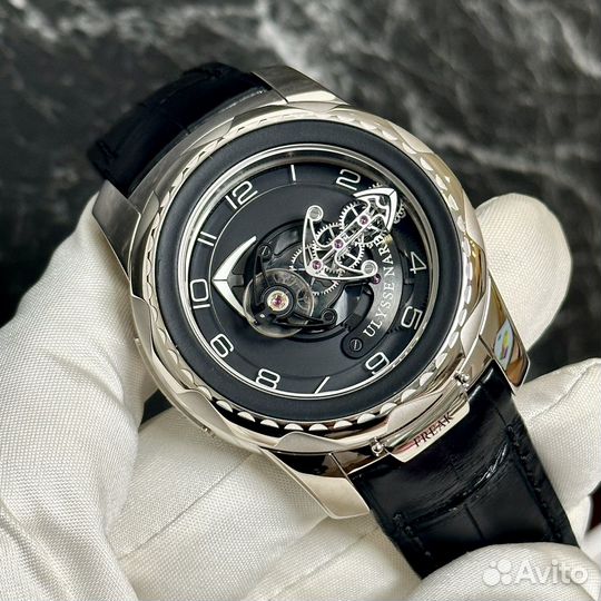 Часы Ulysse Nardin Freak Cruiser 2050-131