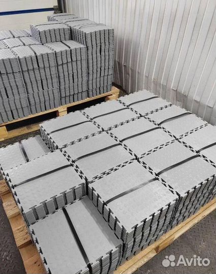 Модульная плитка пвх в фитнес зал