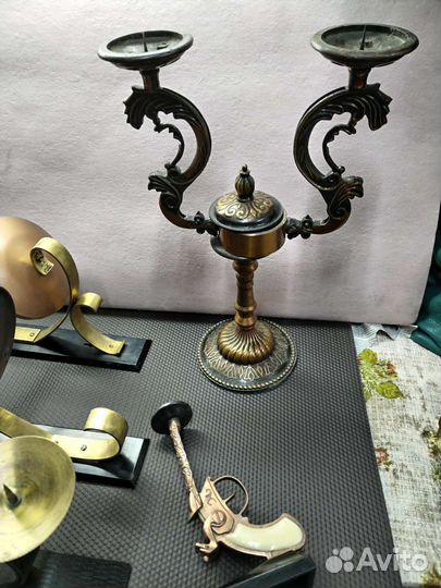 Подсвечники