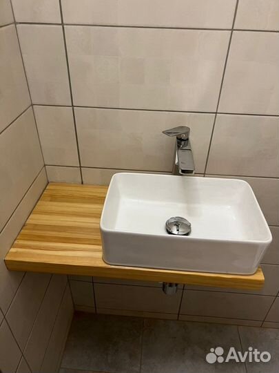 Полочка тумба под раковину столешница для ванны