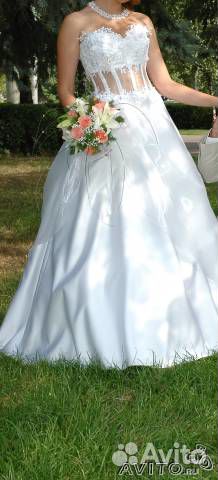 Свадебное платье
