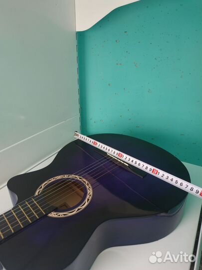 Акустическая гитара
