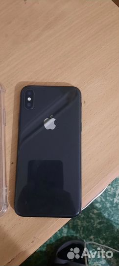 iPhone X, 64 ГБ