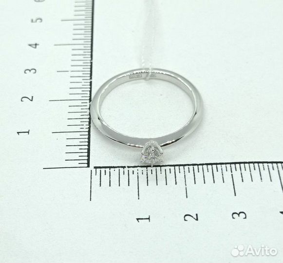 Золотое кольцо с камнем 21р