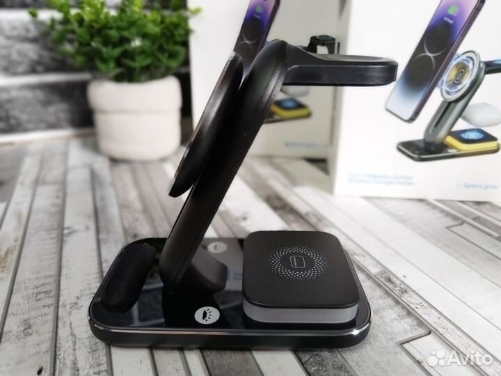 Беспроводная зарядка 4в1 A8 (Черный)