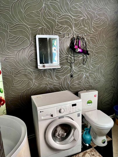 2-к. квартира, 55 м², 3/3 эт.