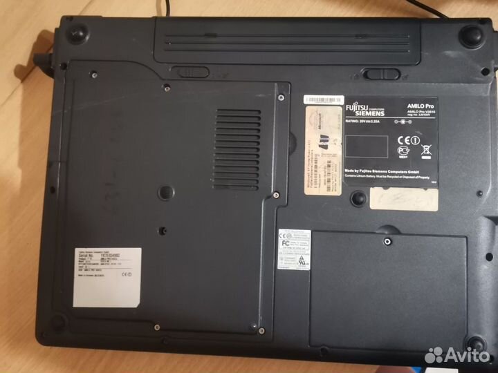 Ноутбук fujitsu Siemens amilo pro v3515