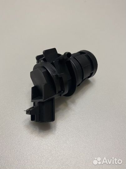 Насос омывателя лобового стекла Toyota