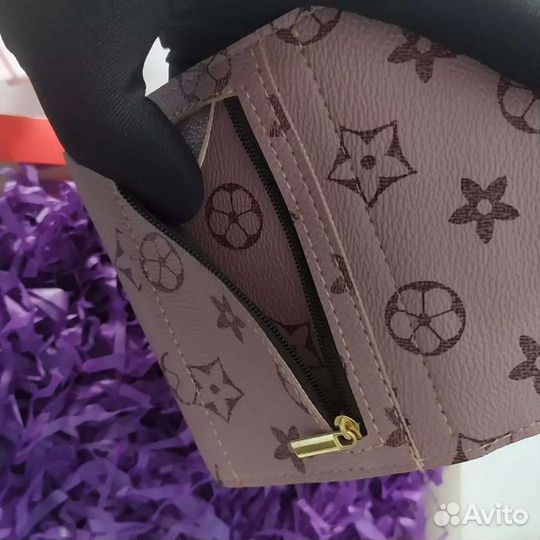 Кошелёк с полным набором