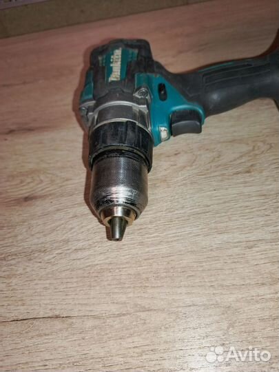 Шуруповерт makita DF001G 40V