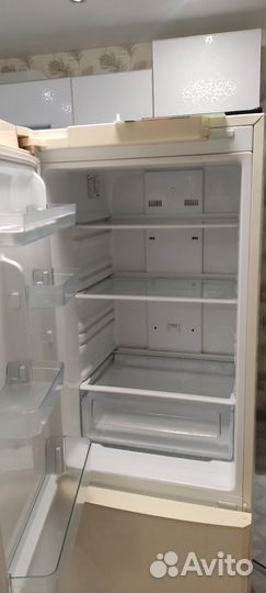 Холодильник б/у samsung