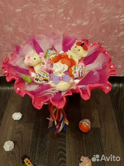 Букет из мягких игрушек с киндер 32