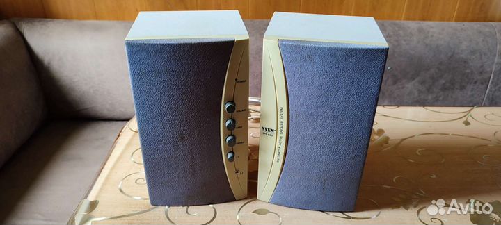 Активные акустические колонки Sven SPS-608